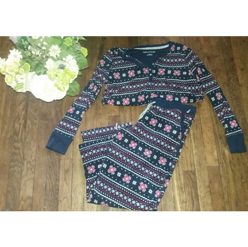 LAST CHANCE NAUTICA Large Pj Set